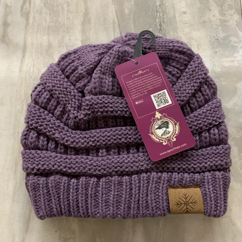 Purple knit style beanie - Picture 1 of 2